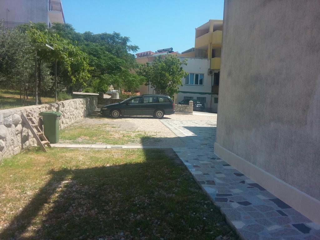 Apartments Erceg 奥米什 外观 照片