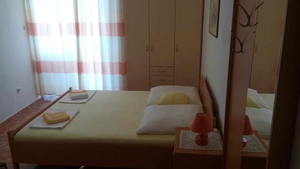 Apartments Erceg 奥米什 外观 照片