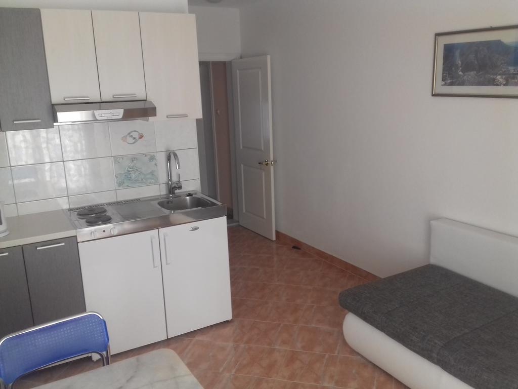 Apartments Erceg 奥米什 外观 照片