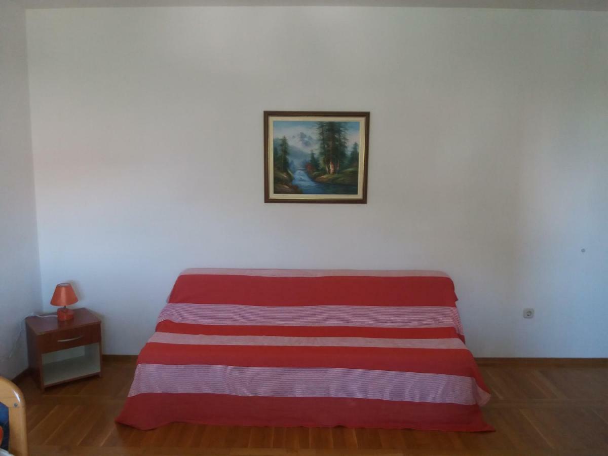 Apartments Erceg 奥米什 外观 照片