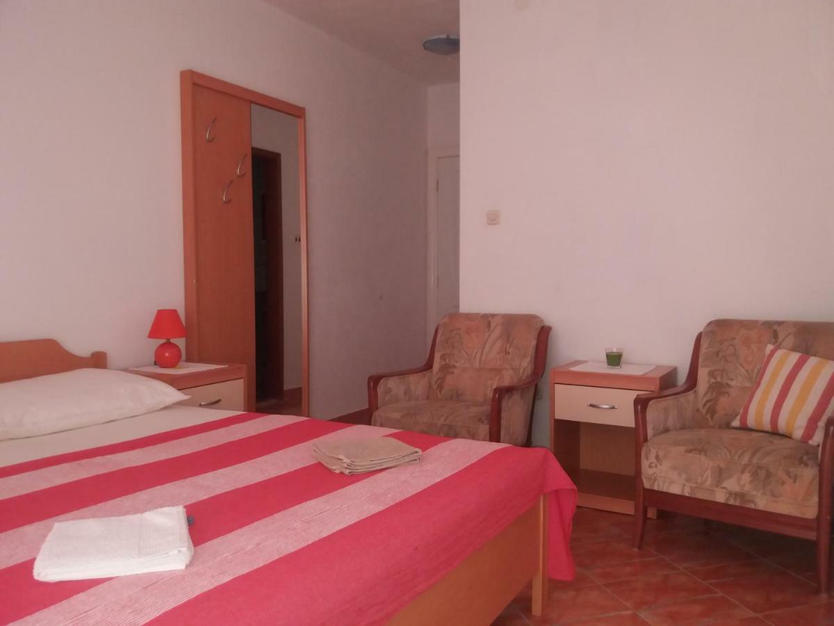 Apartments Erceg 奥米什 外观 照片