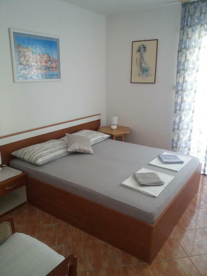 Apartments Erceg 奥米什 外观 照片